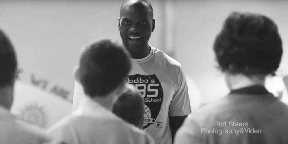 L'école de basketball de Modibo pour les jeunes de Québec